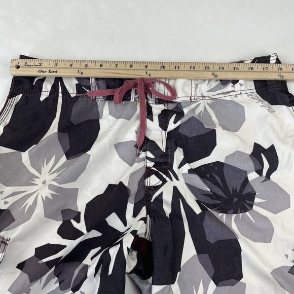 Billabong Boardshorts Swim Trunks Men’s 36 White Black Hawaiian Floral Pockets - Picture 5 of 9